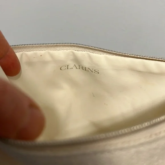 Clarins Make-Up, Travel Bag - Picture 8 of 9